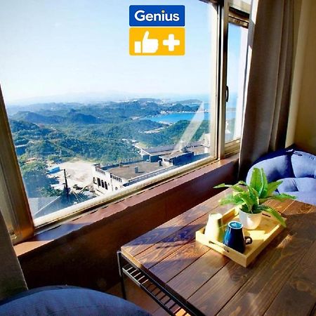 Old Street Seaview Homestay Цзюфень Екстер'єр фото