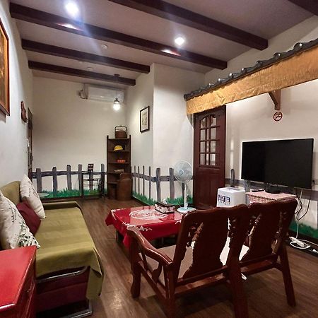 Old Street Seaview Homestay Цзюфень Екстер'єр фото