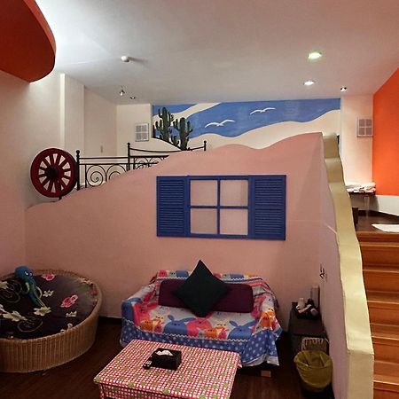 Old Street Seaview Homestay Цзюфень Екстер'єр фото