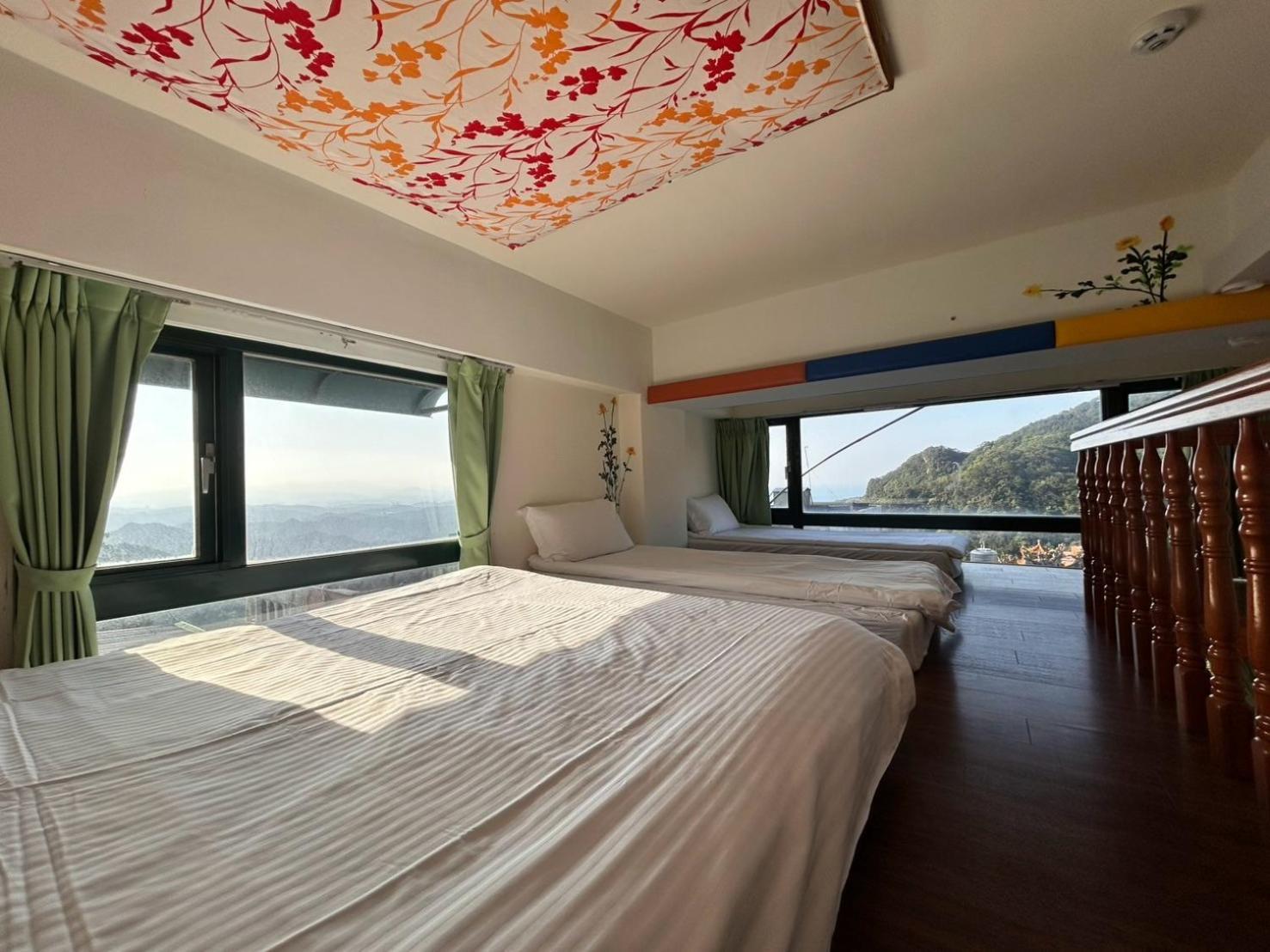 Old Street Seaview Homestay Цзюфень Екстер'єр фото