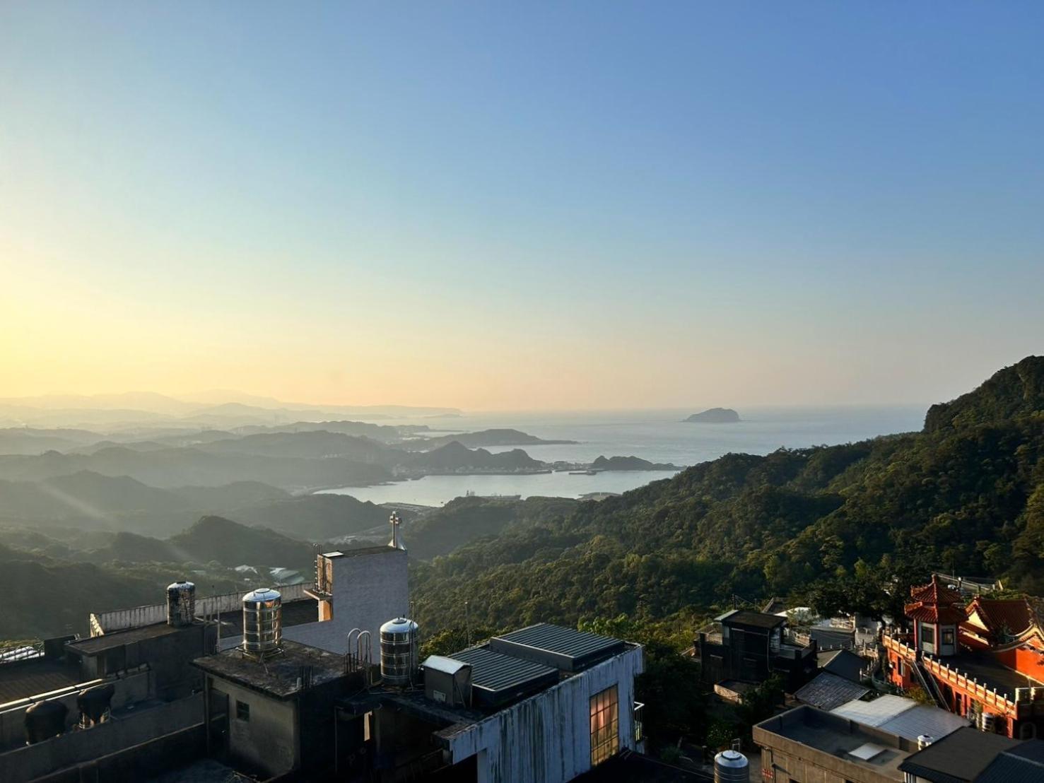 Old Street Seaview Homestay Цзюфень Екстер'єр фото