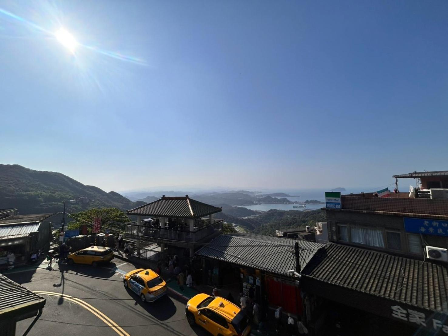Old Street Seaview Homestay Цзюфень Екстер'єр фото