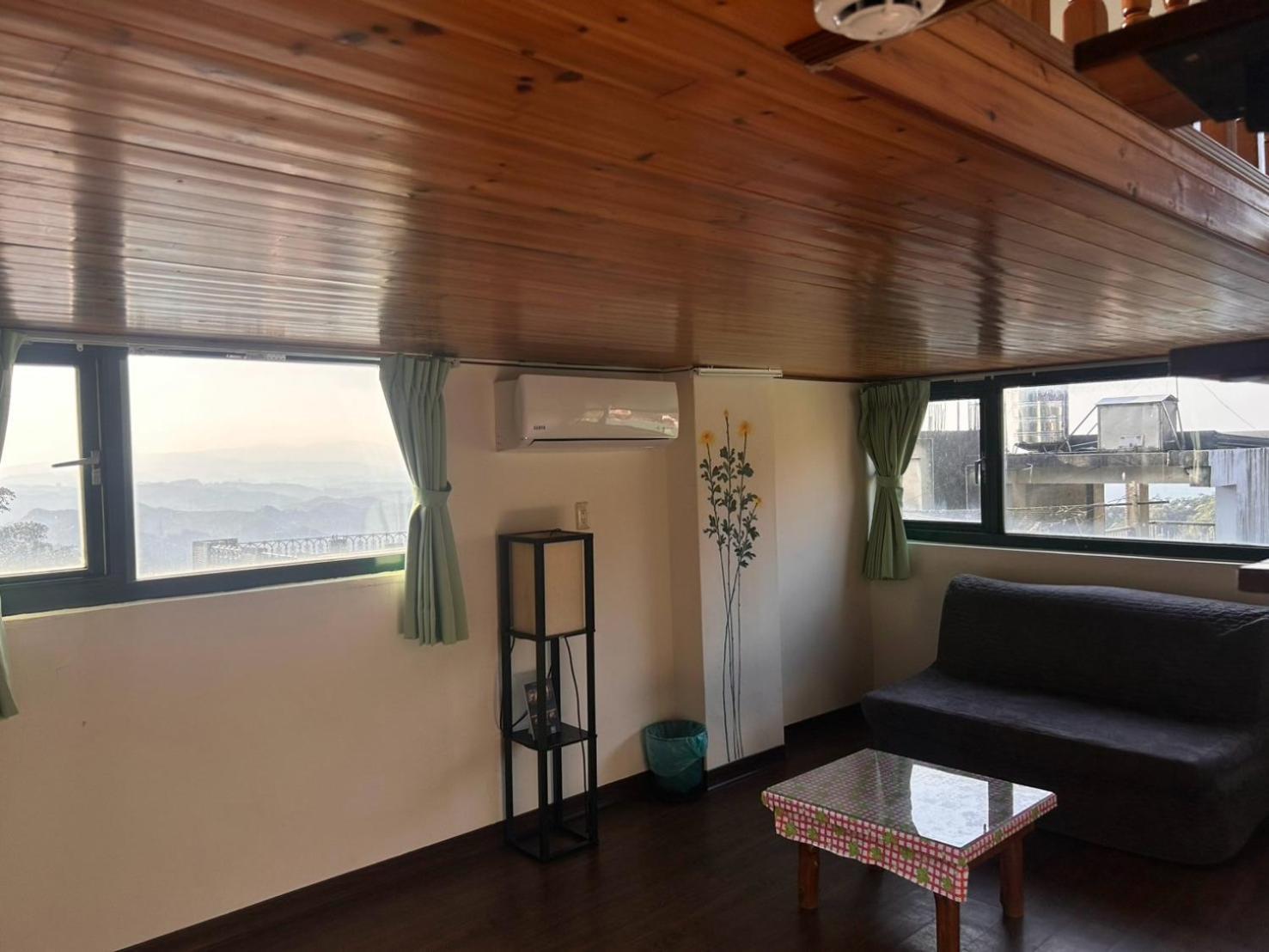 Old Street Seaview Homestay Цзюфень Екстер'єр фото