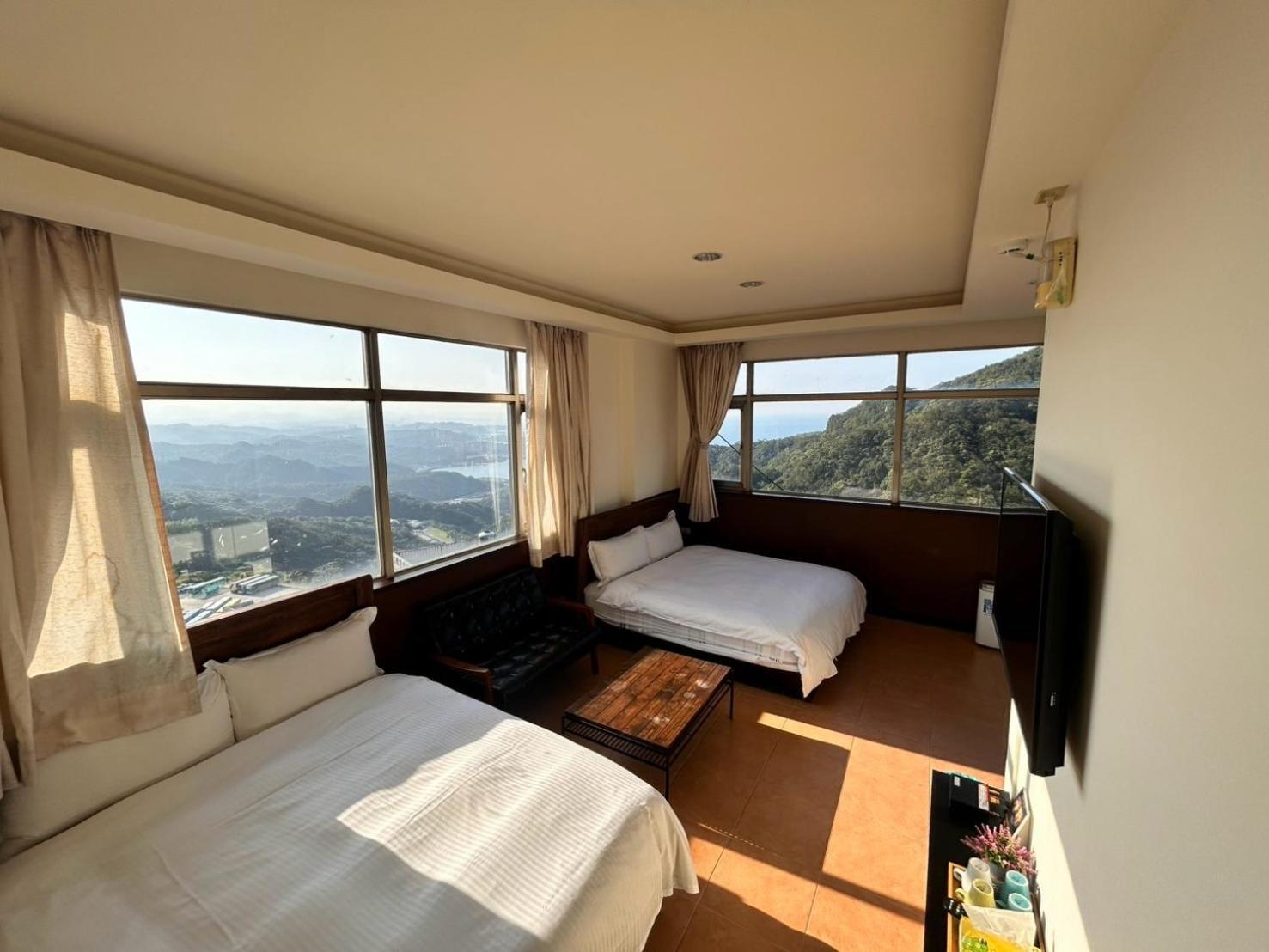 Old Street Seaview Homestay Цзюфень Екстер'єр фото
